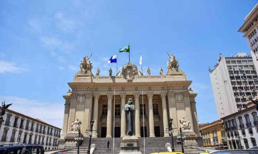 Projeto prevê uso de banheiros neutros para pessoas trans