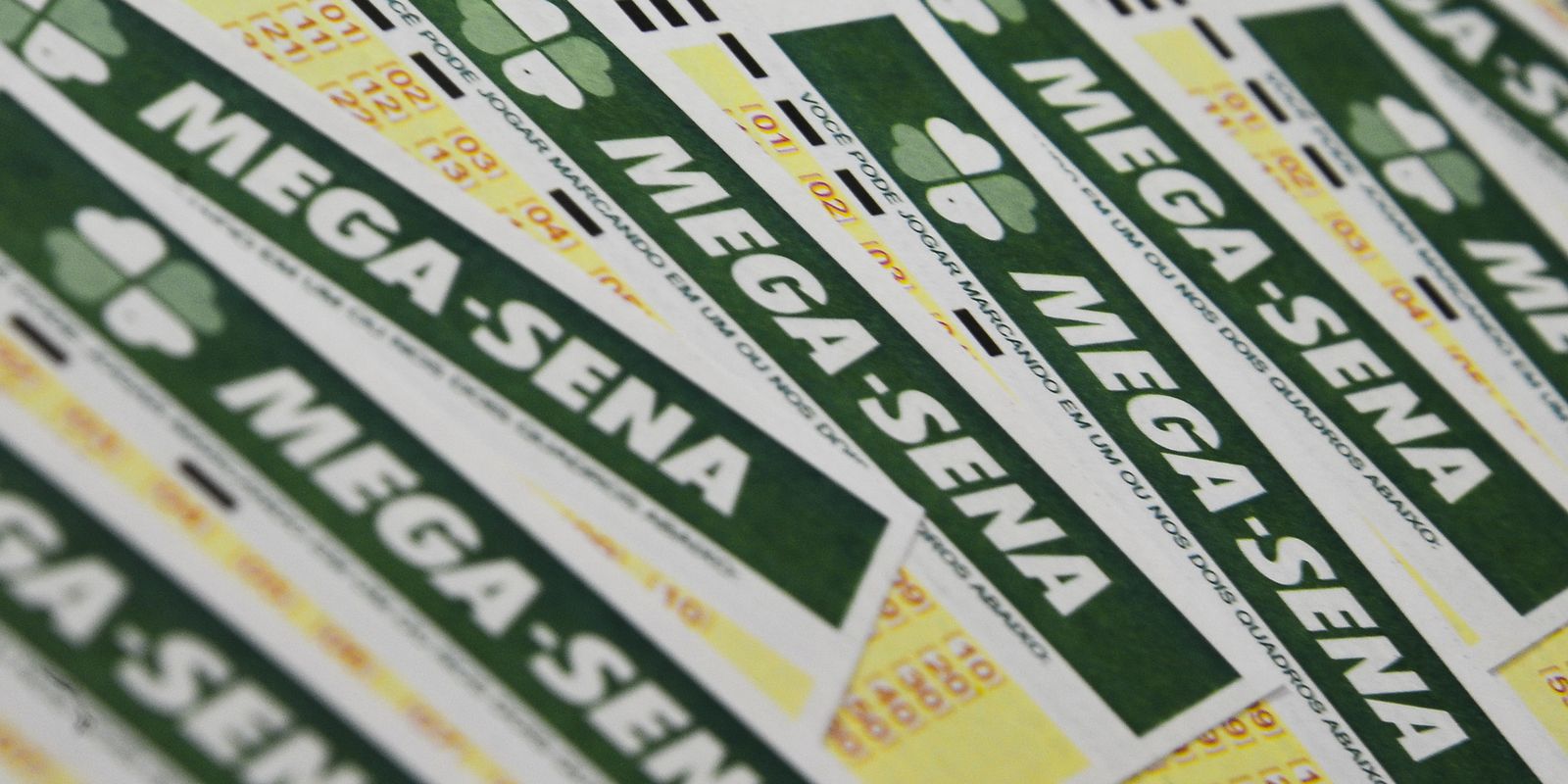 Mega-Sena sorteia prêmio acumulado.