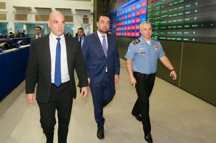 Governador do Rio, diz: 117 “opositores neutralizados”.