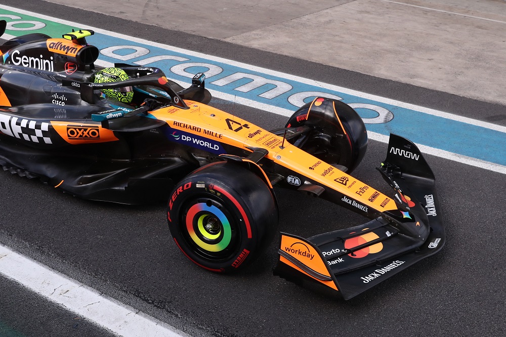 Lando Norris marca a pole position no GP de Interlagos