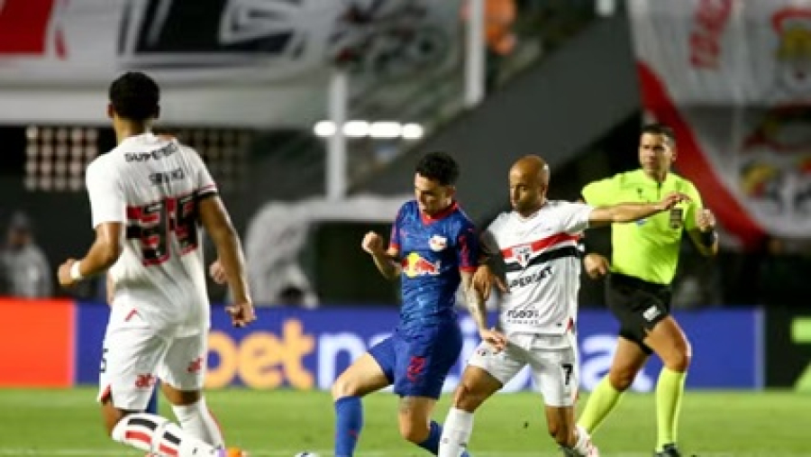 Bragantino bate São Paulo na Vila Belmiro 