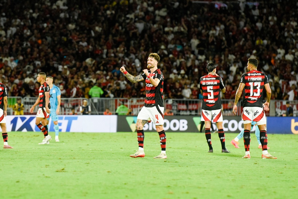 Santos reage no fim, mas Flamengo vence