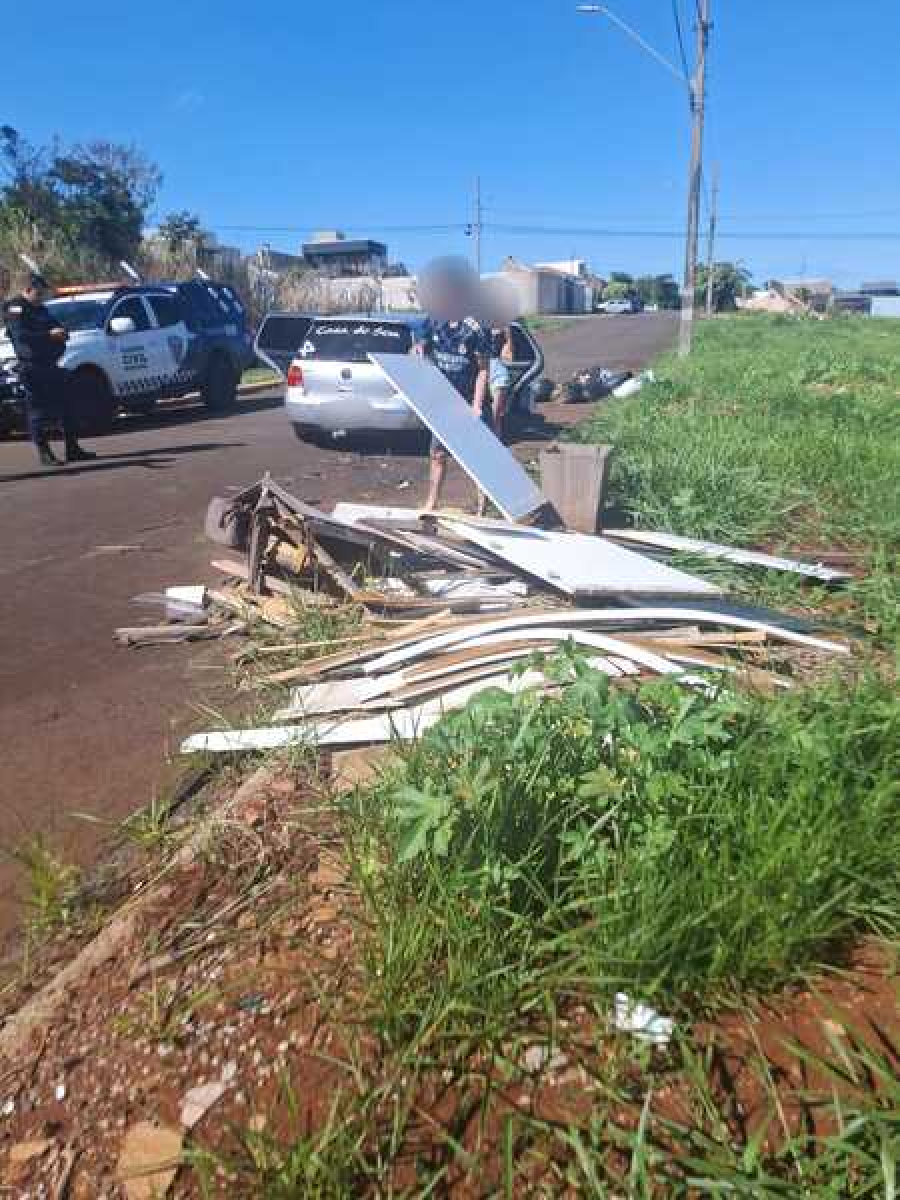 Guarda Civil flagra e multa Infratores no conjunto Requião