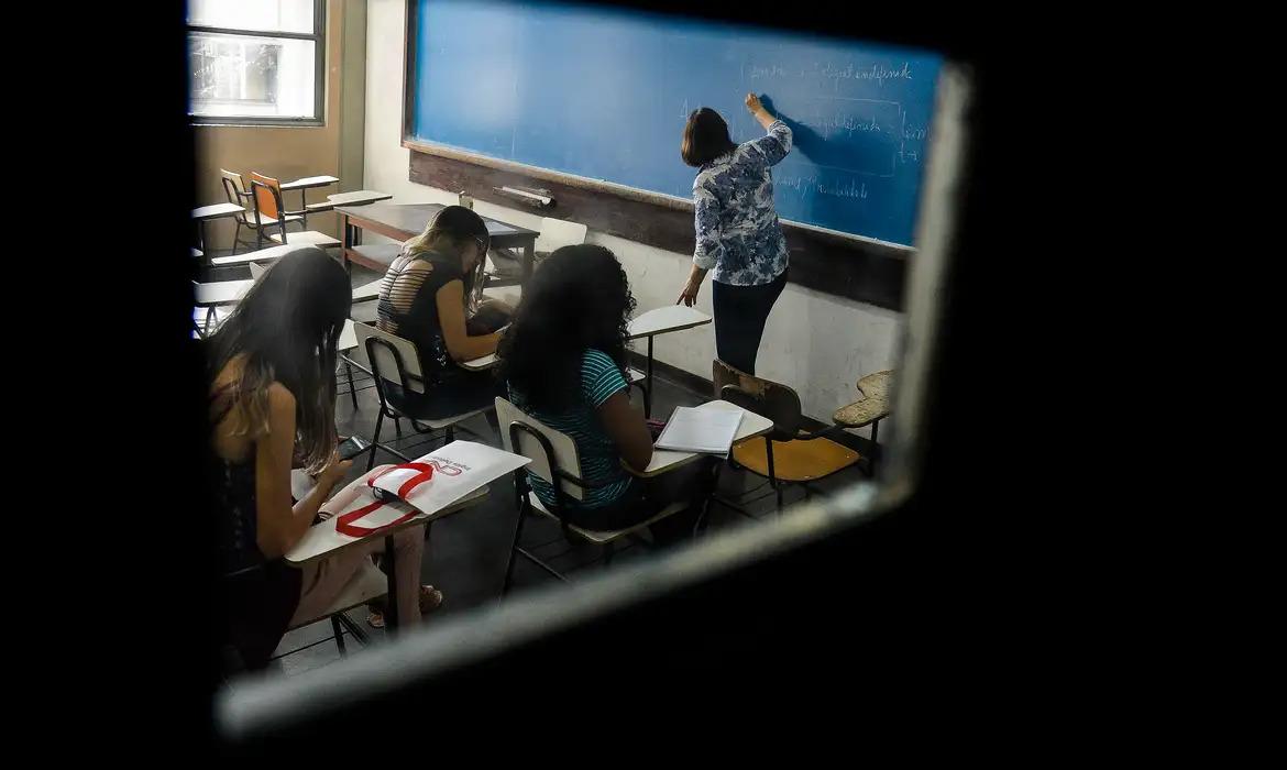 Inscrito no Enade deve preencher questionário do estudante