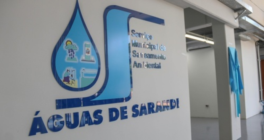 Reajuste de 15% nas tarifas de água e esgoto.