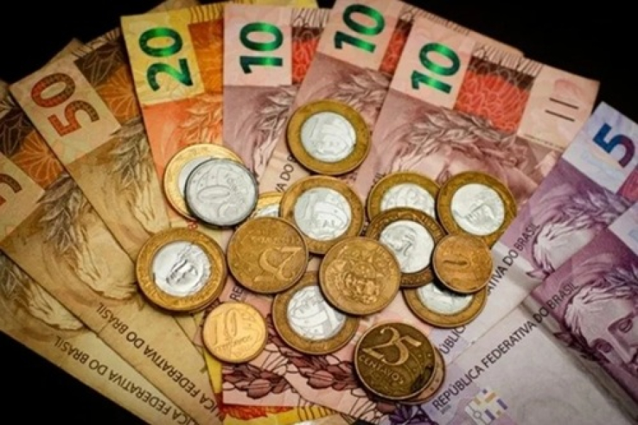 Brasileiros podem resgatar R$ 10 bilhões