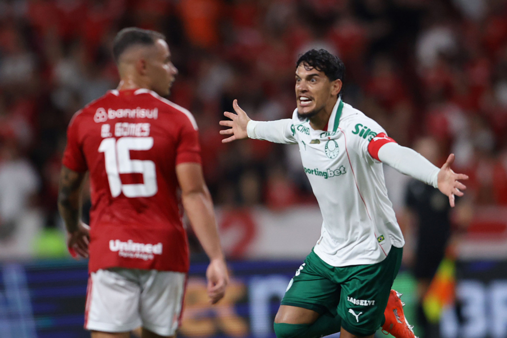 Palmeiras vence Internacional por 3 a 1