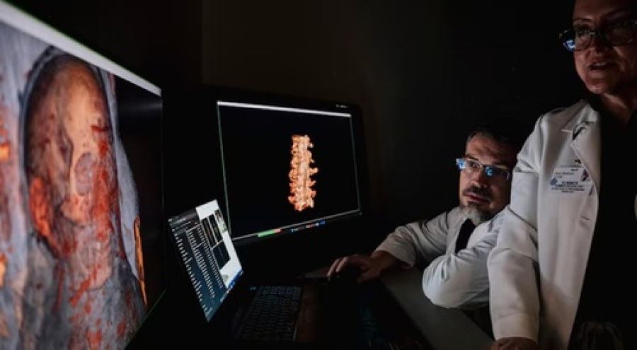 Múmias em uma tomografia computadorizada