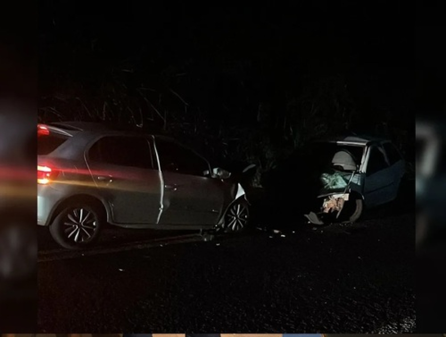 Acidente na PRC-369 mata jovem e deixa três feridos.