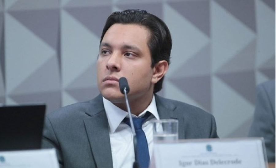 Suspeito fraudou a CPMI na cara de todos.