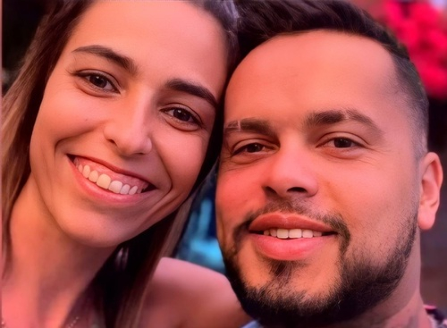 Mata namorada e manda fotos da vítima.