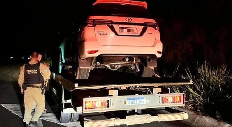 PM recupera veículo furtado em Paranavaí