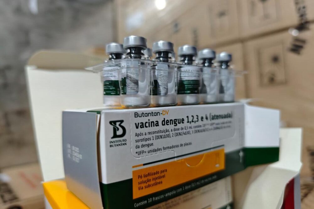 Estado reforça profissionais para vacinação 