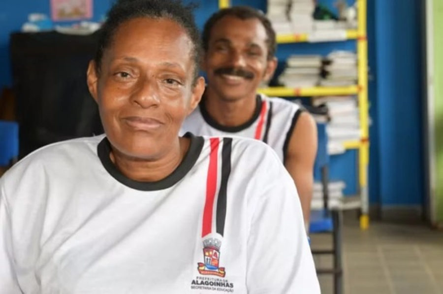 Cidade vai pagar R$ 100 por de aluno nas escolas públicas