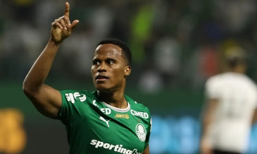  Palmeiras assume liderança do Campeonato Brasileiro 