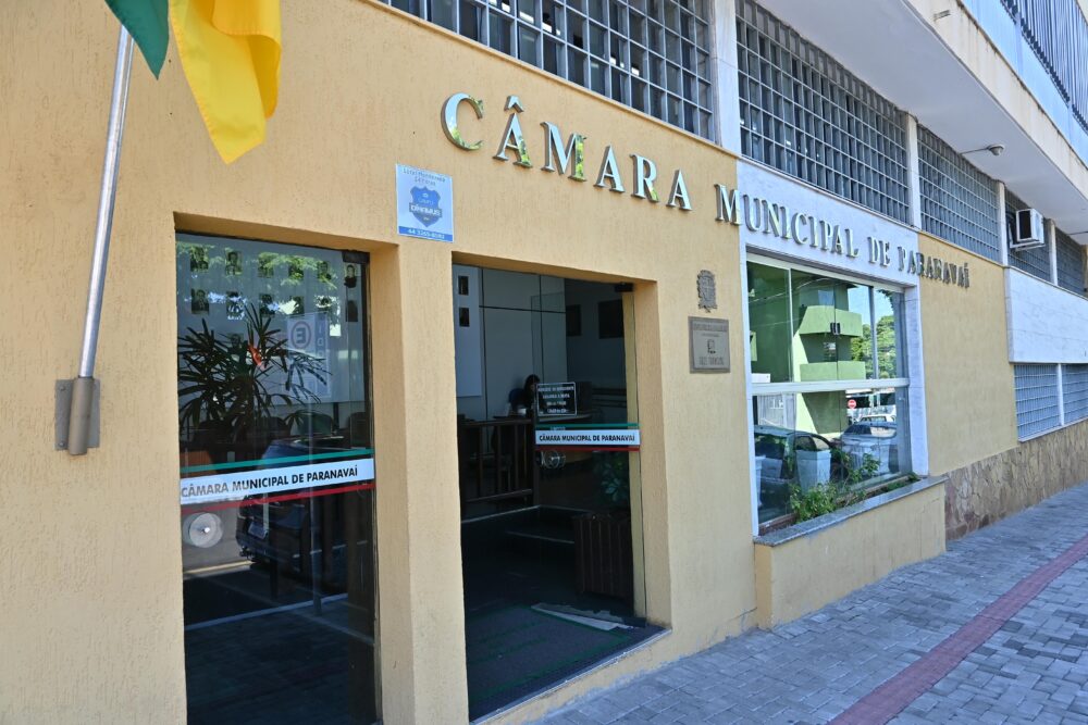 Uma galeria para homenagear as mulheres.