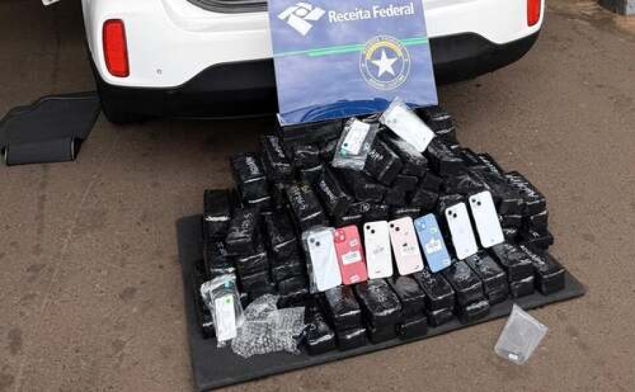 Interceptada carga de 810 iPhones 