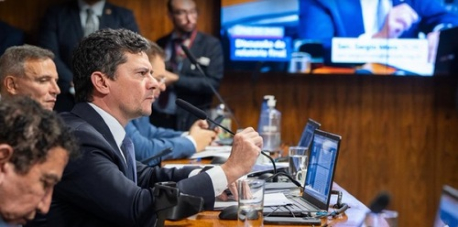 Moro critica governo contra relatório da CPMI.