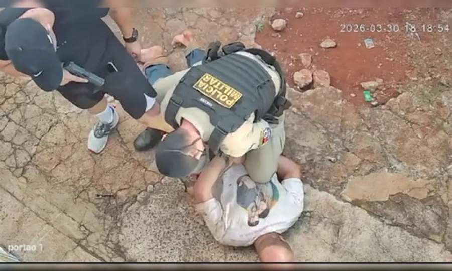 Suspeito de matar mulher na frente da filha de 3 anos é preso 