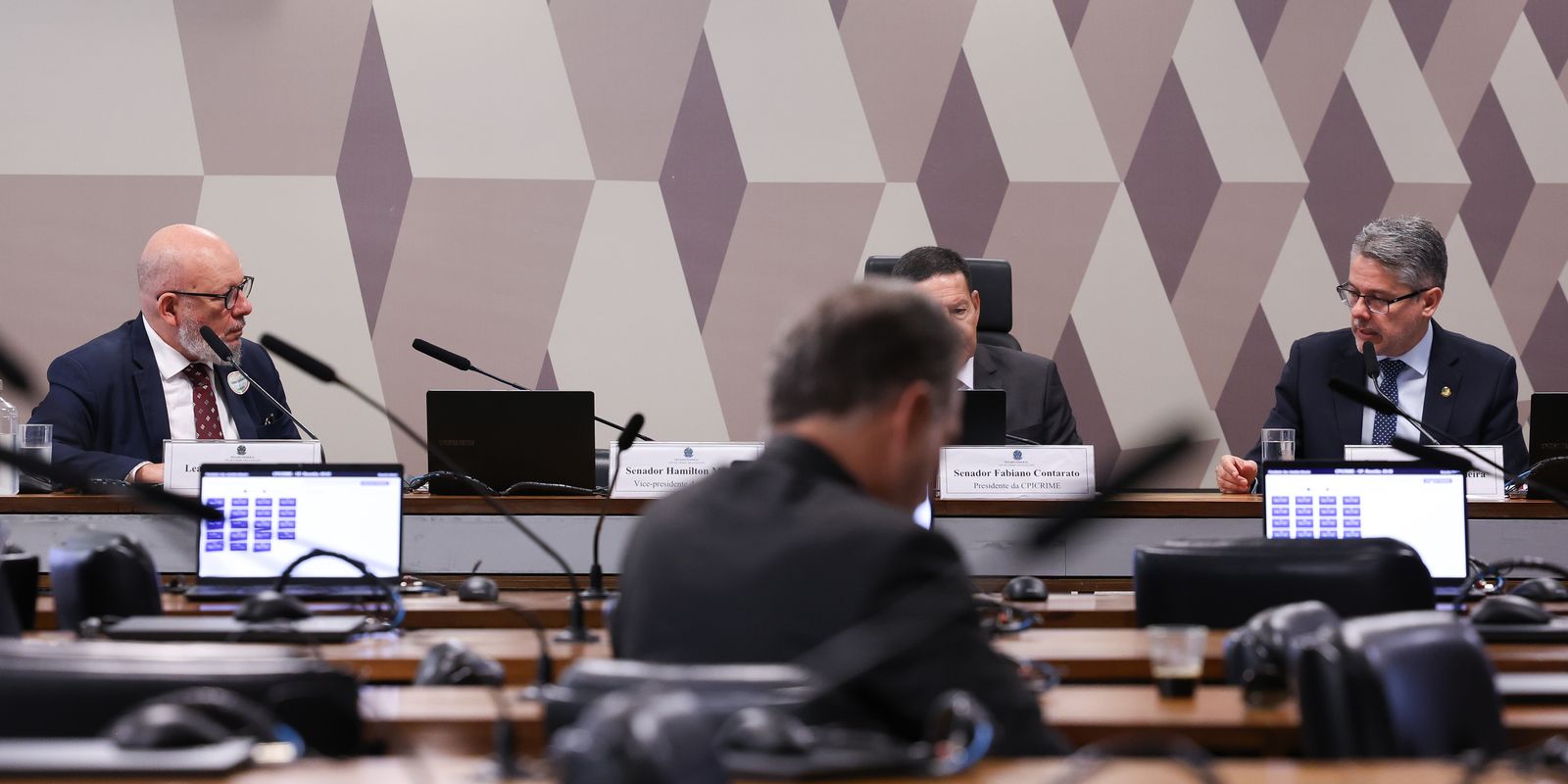 CPI convoca Ibaneis,Cláudio Castro e Campos Neto