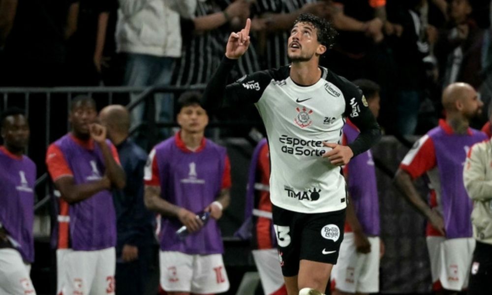 Corinthians vence Santa Fé na Libertadores