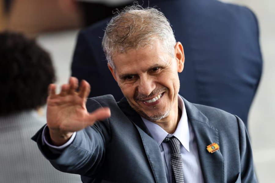 Aliados do governo pedem mudança no mote ‘6x1’