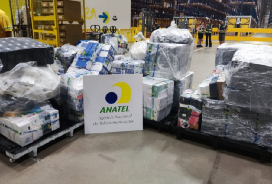 Apreendido milhares de produtos irregulares.