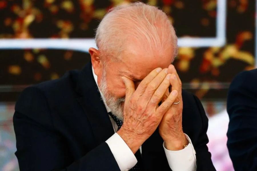 Lula sofre derrota histórica