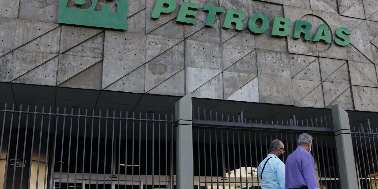 Petrobras bate novo recorde na produção  