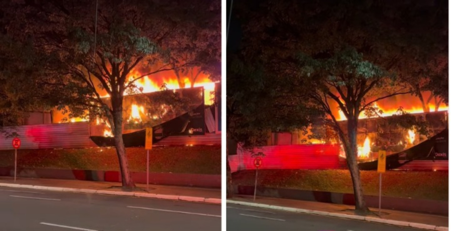 Barracão pega fogo na Avenida Guedner.