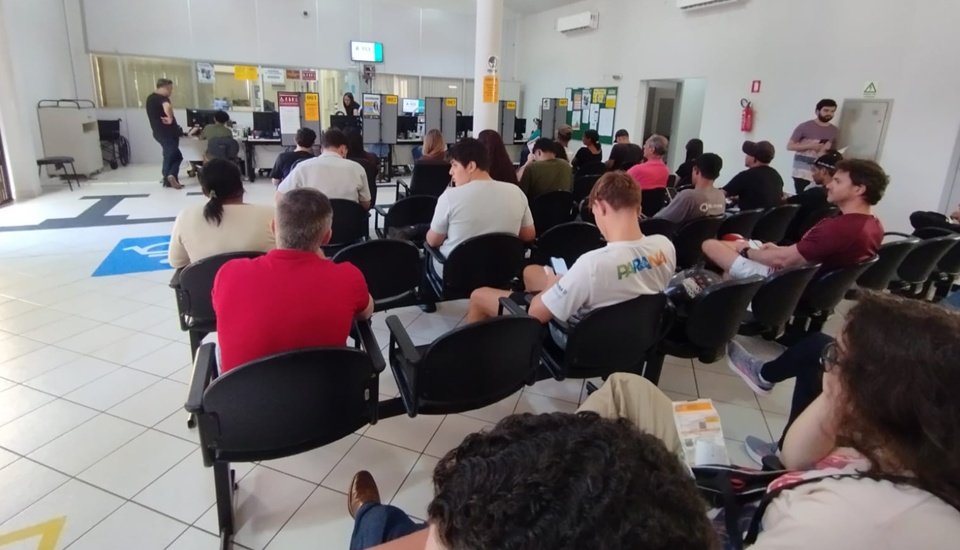 Terminando prazo para regularizar título eleitoral.