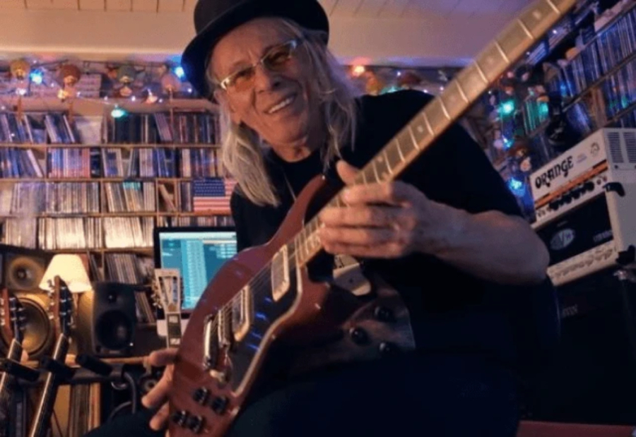  Morre Luiz Carlini, guitarrista e fundador da banda Tutti Frutti