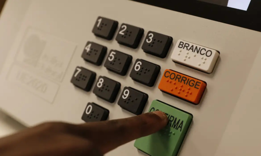 Brasil tem 158 milhões de eleitores aptos a votar neste ano.