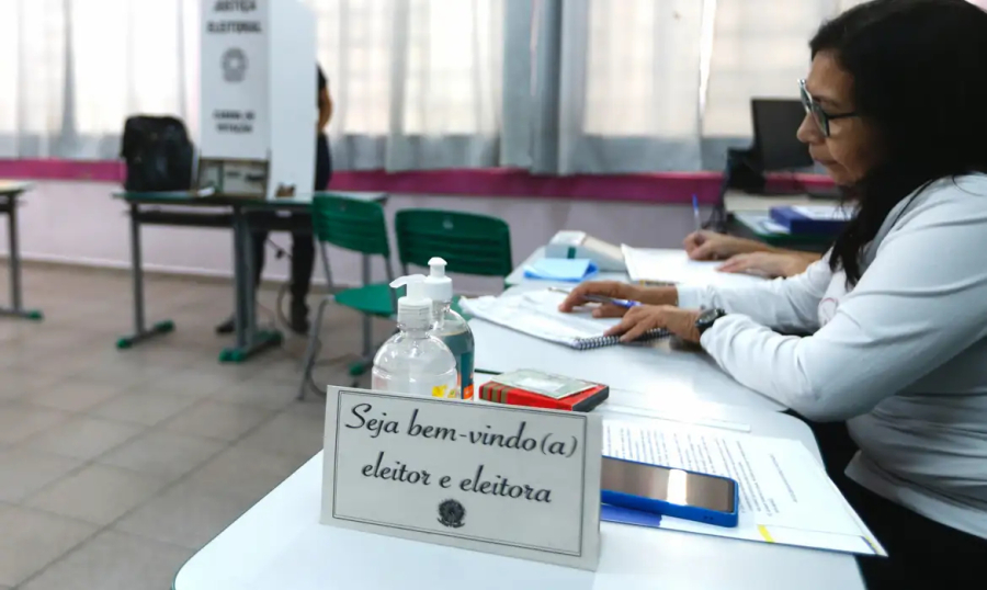 Eleitor já pode se inscrever para ser mesário.