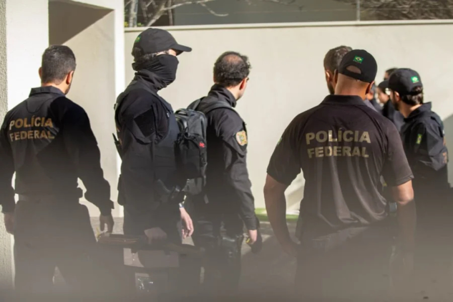 Novos alvos da PF no caso do Banco Master.