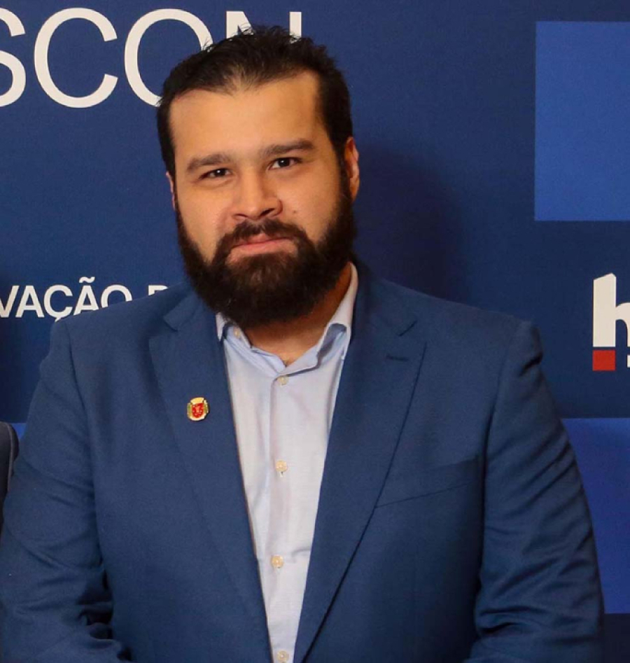 Salário do presidente do Aeroporto sobe 42,74%