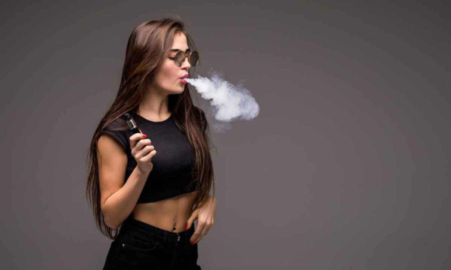 Único dispositivo esconde veneno de 120 cigarros