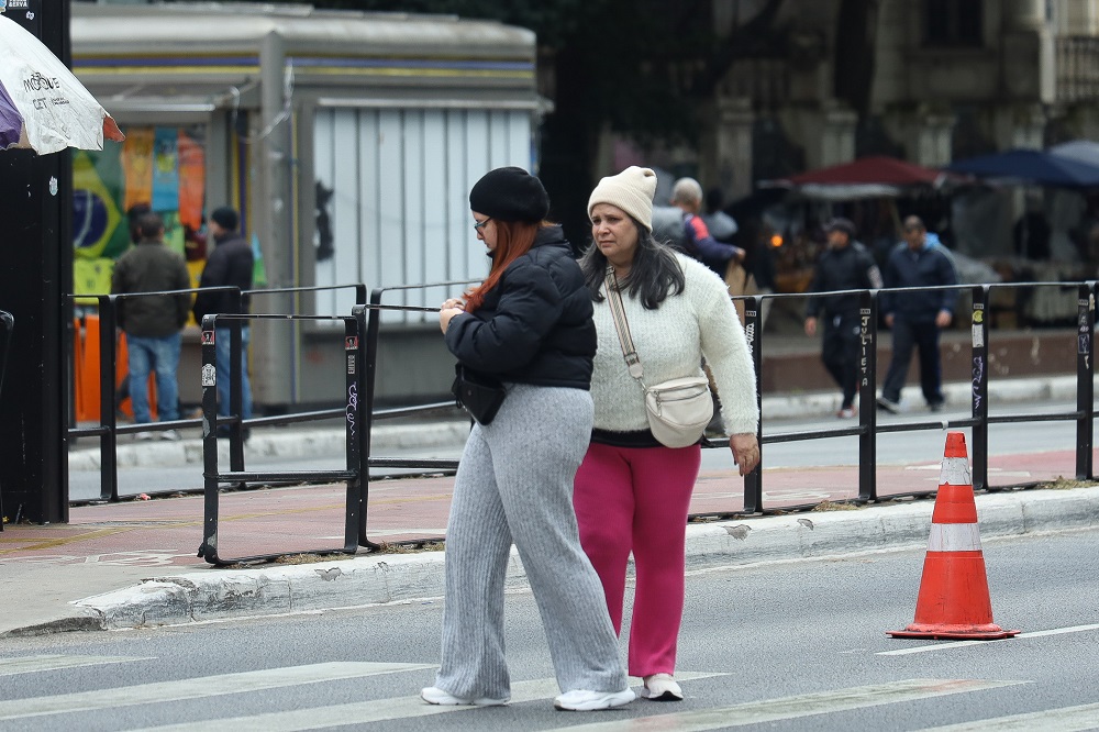 Semana começou com frio e risco de temporais 