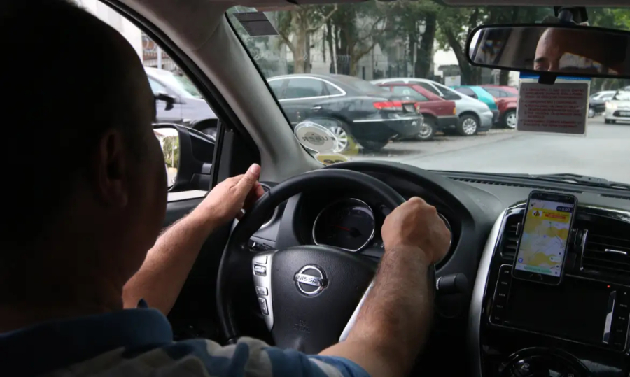 Governo lança linha de crédito para motoristas de app e taxistas