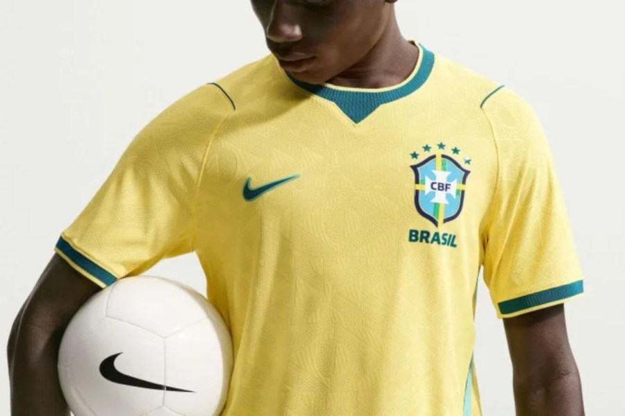 Camisa do Brasil é a mais cara entre campeões.