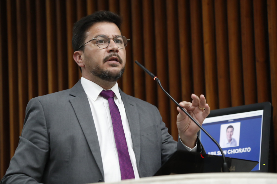 Deputado Arilson pede suspensão de decreto. 