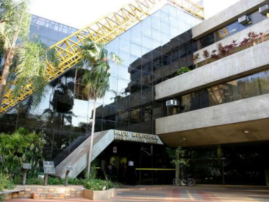 Prefeitura convoca reforço para abrigo após episódio de violência.