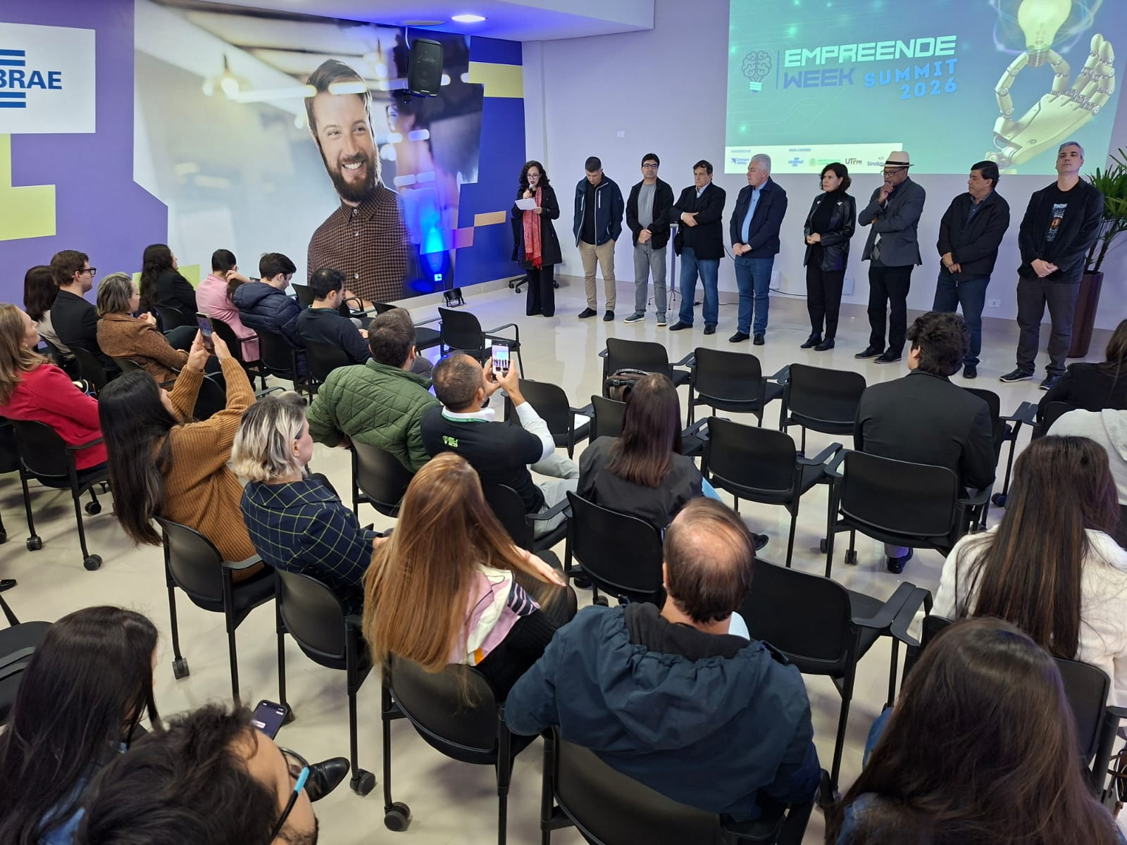 Lançado o Empreende Week Summit/2026