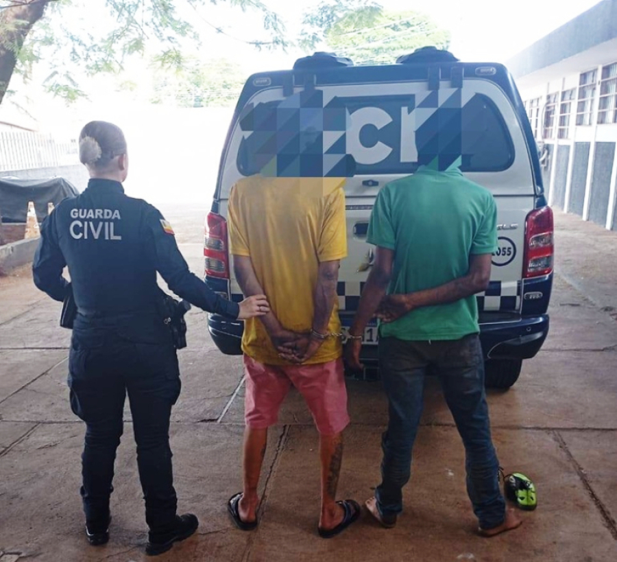 GCM prende dupla em flagrante por furto de fios