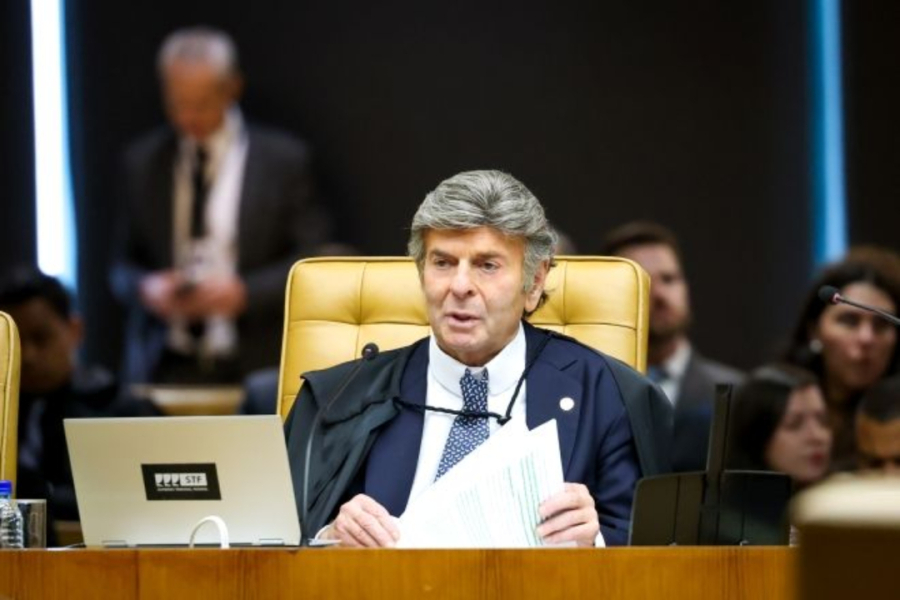 Ministro Fux vota contra mudança na Lei da Ficha Limpa