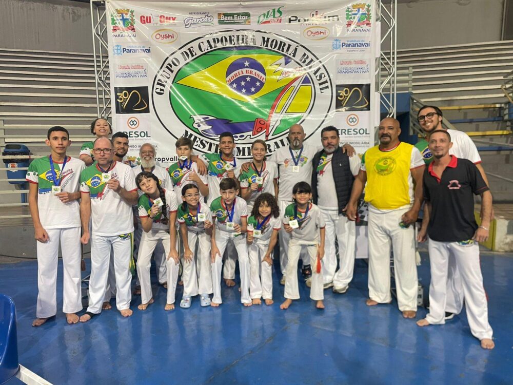 Capoeiristas de Paranavaí conquistam pódios