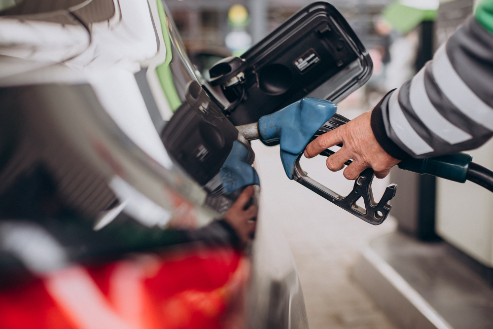 Petrobras anuncia reajuste do preço da gasolina 