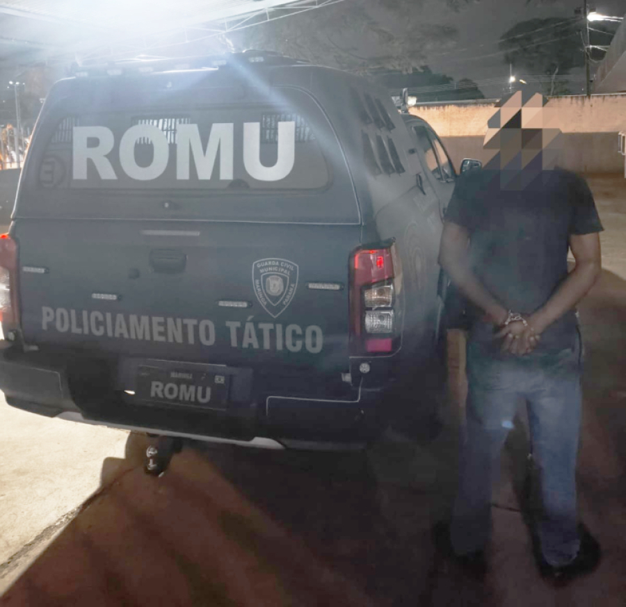 Condutor embriagado quase bate em viatura.