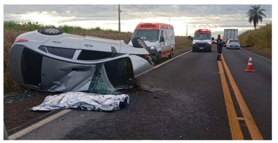 Colisão deixa uma pessoa morta em Lobato.