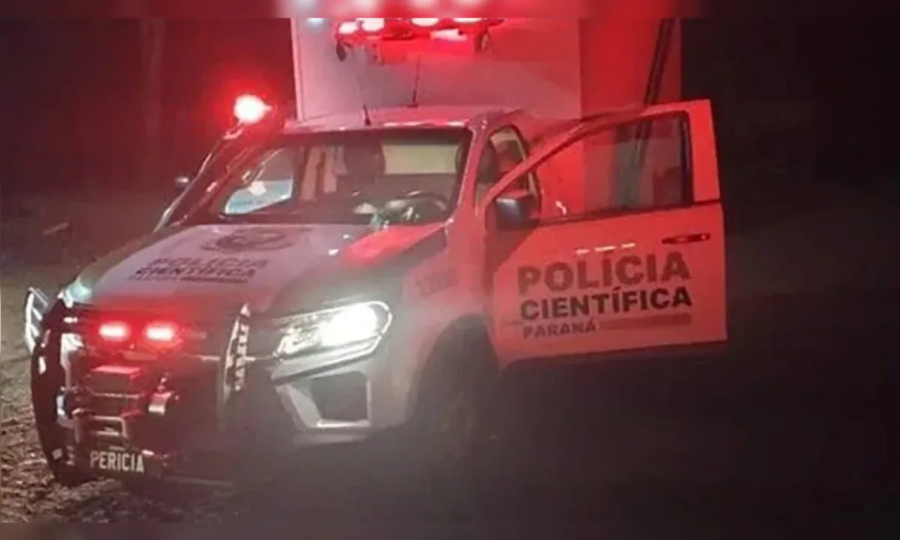 Capotamento deixa uma mulher morta e outra ferida.